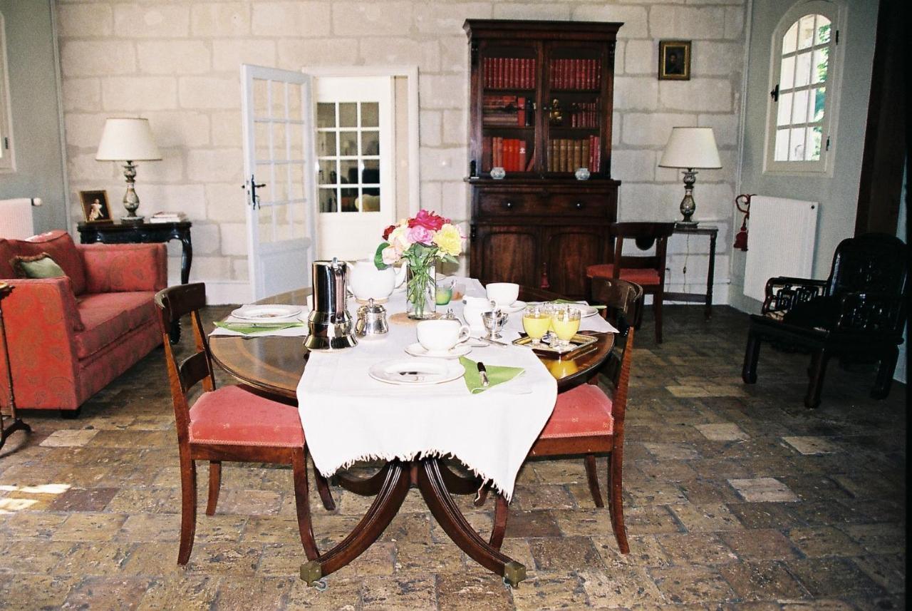 Le Pavillon De Vallet Bed and Breakfast Athée-sur-Cher Eksteriør billede